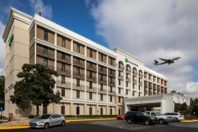 Отель Holiday Inn Express Atlanta Airport-College Park, an IHG Hotel  Атланта